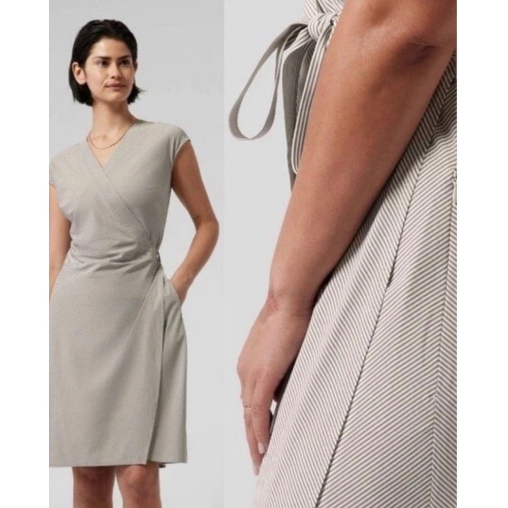 Athleta Light Airy Gray White Stripes‎ V Neck Wrap Dress With Zip Size Small